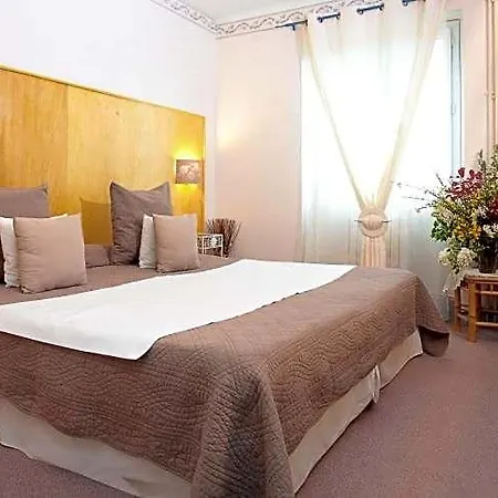 La Treille Hotel 2*