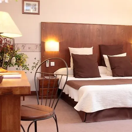 La Treille Hotell 2*