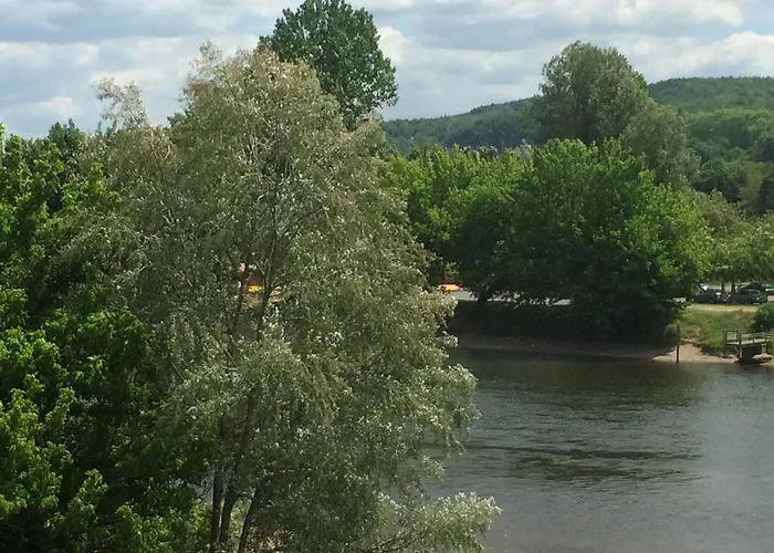 La Treille 2* Vitrac (Dordogne)